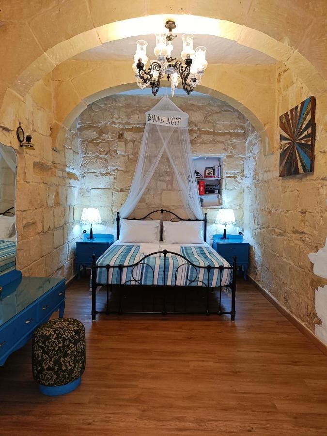 Fusion Homestay Accommodation Моста Екстер'єр фото