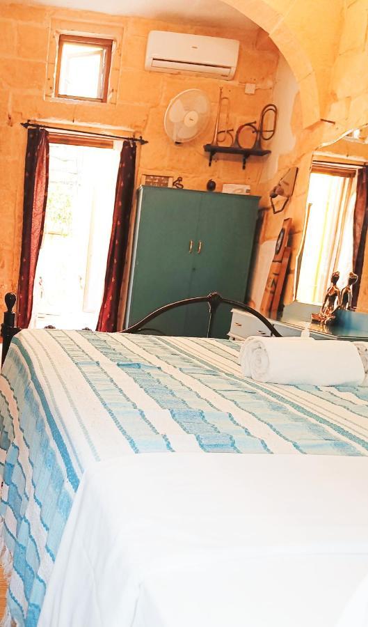 Fusion Homestay Accommodation Моста Екстер'єр фото